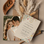 Invitación Simple Boda de fern de flores silvestres monograma<br><div class="desc">Este sencillo diseño fotográfico de Boda de flores silvestres Monograma es un elegante arreglo de marcos geométricos de oro clásicos adornados con delicados ramos y tallos de flores de boho. Con una paleta de intemporales antecedentes de marfil beige con una simple tipografía negra clásica y brillantes flores silvestres coloridas, creando...</div>