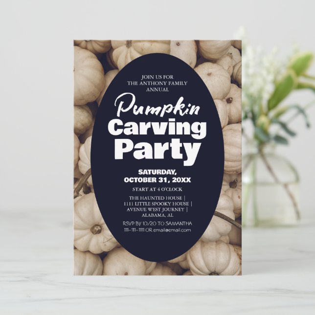 Invitación Simple calabaza tallando Fiesta Halloween Spooky (Anverso de pie)