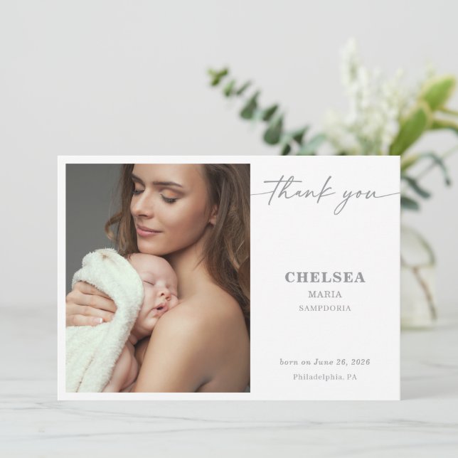 Invitación Simple Calligraphy Chic Baby Photo Thank You Card (Anverso de pie)