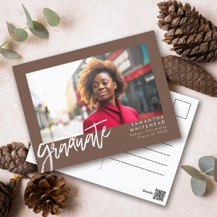 Invitación simple de graduados de fotografía Brown