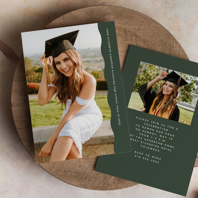 Invitación Simple foto verde con borde ondulado de moda para  (Subido por el creador)