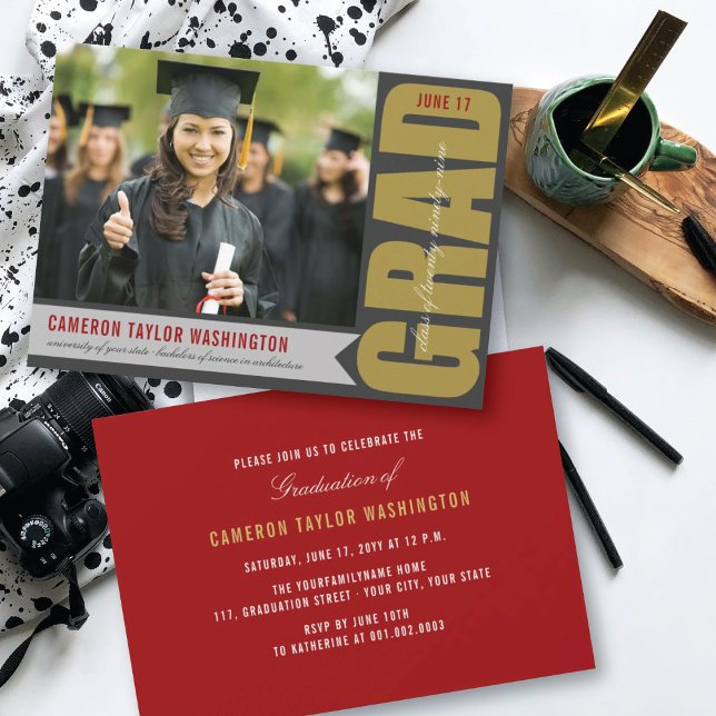 Invitación Simple Gold GRAD Superposición Fiesta de Graduació (Subido por el creador)