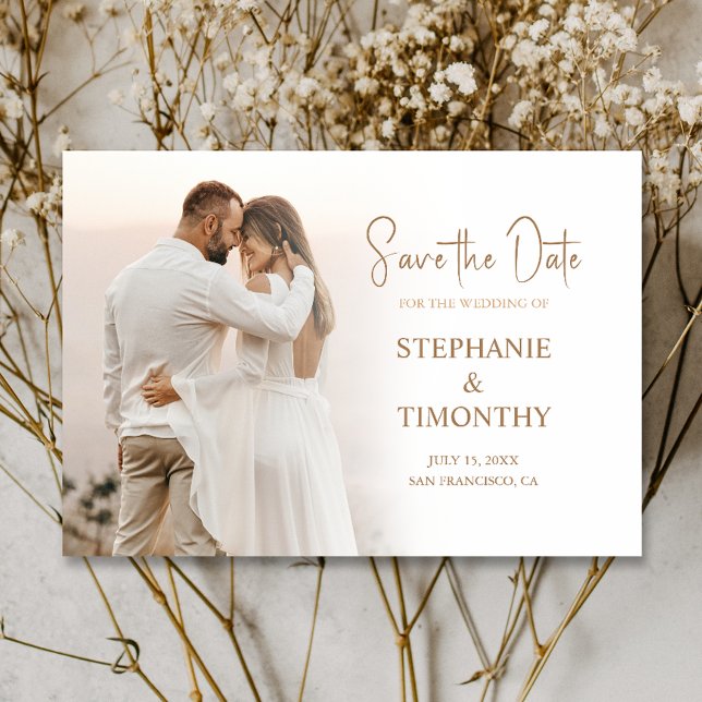 Invitación Simple Guardar El Boda Moderno De La Foto De Fecha (Cherish the moment and announce your day with our captivating photo Save the Date invitation.)