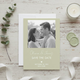 Invitación Simple Modern Sage Green Save the Date with Photo 