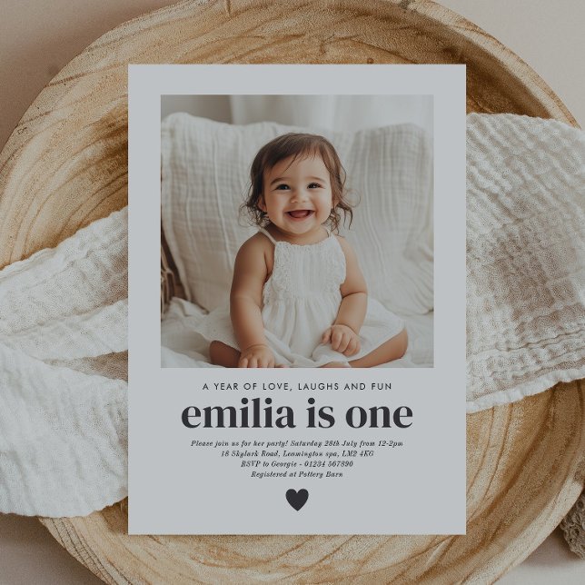 Invitación simple para cumpleaños de niña de 1 año (Simple Photo 1st Birthday Girl Invitation)