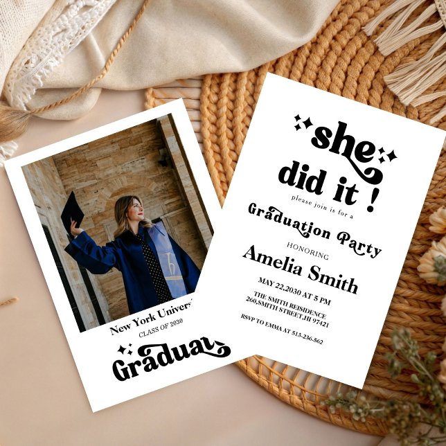 Invitación Simple Retro Boho Graduation Class of 2026  (Subido por el creador)