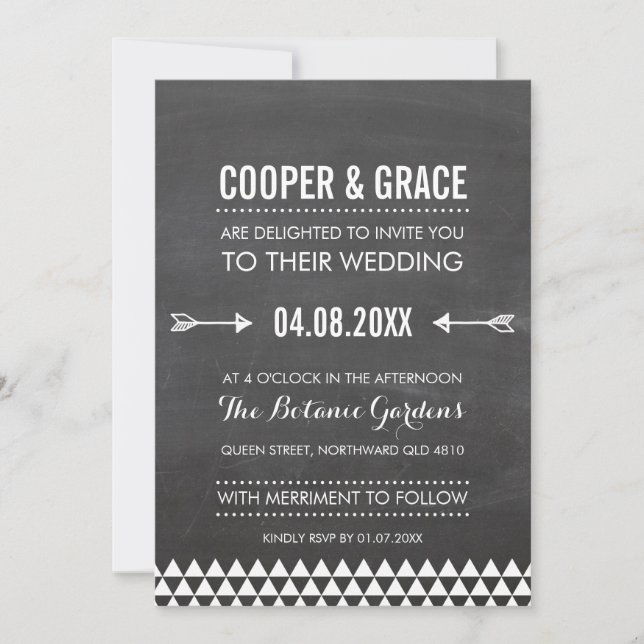 Invitación SIMPLE TIPO BODA flecha de patrón geométrico gris (Anverso)