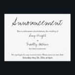 Invitación simple y casual pospuesta de Boda<br><div class="desc">Aquí hay una tarjeta simple para notificar a sus invitados si es necesario cambiar la fecha de su boda.Utilice los campos de plantilla para agregar sus datos personales y hacer de este diseño único y moderno su propio diseño. El fondo blanco puede cambiarse a cualquier color que prefiera. Todas las...</div>