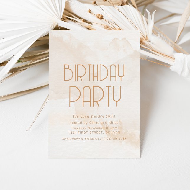 Invitación simple y moderna de Fiesta beige a cump (Subido por el creador)