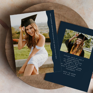 Invitación Simple y moderno borde ondulado azul marino foto g