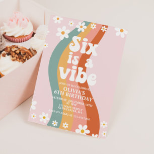 Invitación Six es una Vibra groovy margarita arcoíris cumplea