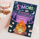 Invitación S'mores Birthday Party S'mores Camping Cumpleaños<br><div class="desc">Invitación de cumpleaños S'mores a la fiesta de cumpleaños S'mores Camping. Todos los diseños son © PIXEL PERFECTION FIESTA LTD</div>