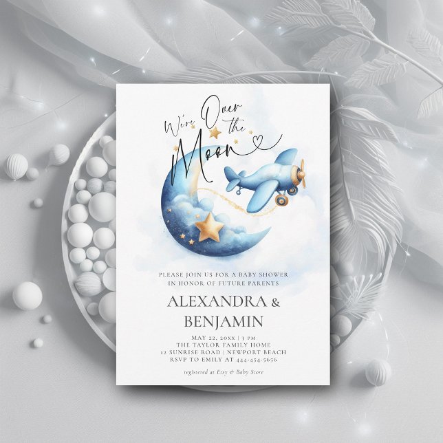 Invitación Sobre las estrellas de la luna avión cachorro bebé (over the moon baby shower invitation boy toy airplane moon stars watercolor cute adorable coed )