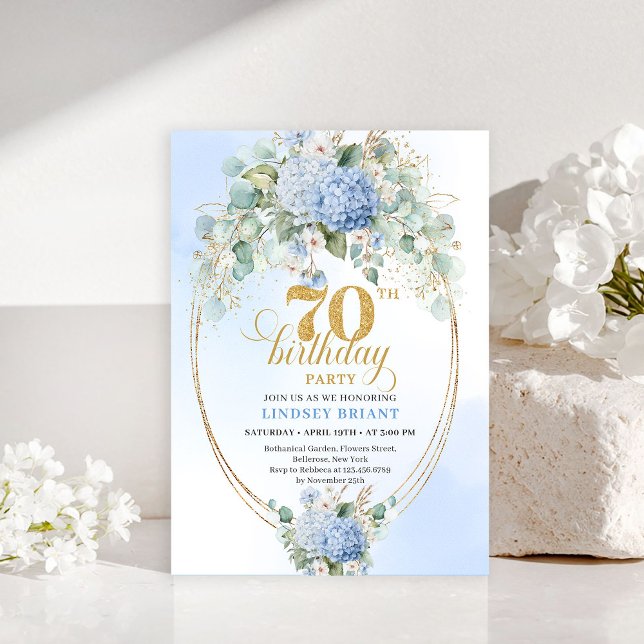 Invitación Sofisticada de Cumpleaños 70 con Horten (Sophisticated 70th Birthday Blue Hydrangeas Invitation)