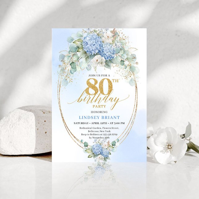Invitación Sofisticada Flor de Hortensia Azul Cumpleaños 80  (Sophisticated Blue Hydrangea Floral 80th Birthday Invite)