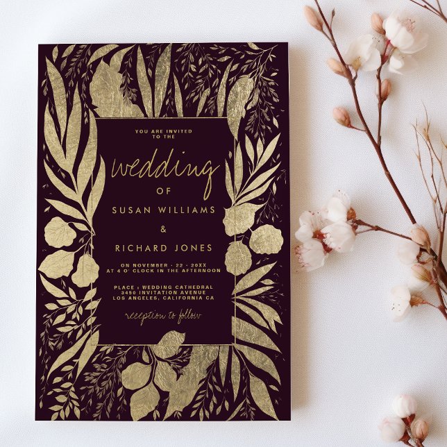 Invitación Sofisticado boda floral de follaje de oro burdeos (Sophisticated burgundy gold foliage floral wedding)