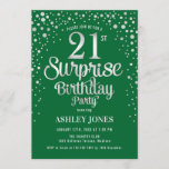 Invitación Sorpresa 21ª Fiesta de cumpleaños - Plata y Verde<br><div class="desc">Sorpresa 21ª Invitación de fiesta de cumpleaños. Elegante diseño en verde esmeralda forestal y falsa plata purpurina. Presenta un diseño elegante de tipo de letra y letra de guión. Mándame un mensaje si necesitas edad personalizado.</div>