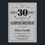 Invitación Sorpresa 30 años negro y gris plateado<br><div class="desc">Sorpresa 30 cumpleaños Invitación Tipografía gris negra y plateada. Fondo gris negro y plateado. Cumpleaños de adultos. Cumpleaños de hombres o mujeres. Invite a un niño o Chica Lady Teen Teenage Bday. 13a 15a 16a 18a 20a 30a 40a 50a 60a 70a 80a 90a 100a. Cualquier edad. Para más personalización, haga...</div>
