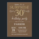 Invitación Sorpresa 30 cumpleaños Brown y Purpurina de oro<br><div class="desc">Sorpresa 30 cumpleaños invitación con antecedentes de Purpurina Brown y Gold. Cumpleaños de adultos. Invitar el cumpleaños de hombres o mujeres. Cualquier edad.
Para más personalización,  haga clic en el botón "Personalizar" y utilice nuestra herramienta de diseño para modificar esta plantilla.</div>