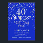 Invitación Sorpresa 40.º Fiesta de cumpleaños - Plata y Azul<br><div class="desc">Sorpresa 40.ª Invitación a la fiesta de cumpleaños. Elegante diseño en azul real y purpurina falso plateado. Presenta un diseño elegante de tipo de letra y letra de guión. Mándame un mensaje si necesitas edad personalizado.</div>