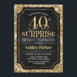 Invitación Sorpresa 40 Fiesta de cumpleaños - Negro de oro<br><div class="desc">Sorpresa 40.ª Invitación a la celebración de cumpleaños. Elegante diseño elegante con un patrón oro negro y falso purpurina. Presenta una fuente de script elegante. Mándame un mensaje si necesitas más personalización.</div>