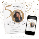 Invitación Sorpresa 50.ª foto de Personalizado de oro blanco<br><div class="desc">Sorpresa 50.º cumpleaños Invitación a la foto Personalizado de Oro Blanco. Y la elegantemente diseñada invitación especial para la celebración de cumpleaños, con una foto personalizado de la persona de cumpleaños y la caligrafía de escritura con elementos florecientes de época. Lo suficientemente sencillo para adaptarse a una variedad de temas...</div>