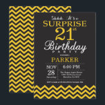 Invitación Sorpresa cumpleaños 21 negro y amarillo Chevron<br><div class="desc">Invitación de sorpresa de cumpleaños 21 con Chevron negro y amarillo. Pizarra. Cumpleaños de adulto. Invitación de cumpleaños para hombre o mujer. Para una mayor personalización,  haga clic en el botón "Personalizar" y use nuestra herramienta de diseño para modificar esta plantilla.</div>
