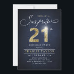Invitación Sorpresa de adultos modernos de color azul y oro 2<br><div class="desc">Moderno Shhh, es una sorprendente invitación para la fiesta de cumpleaños 21, incluye un guión elegante y un falso purpurina de oro número 21 y detalles de su fiesta sobre el color de fondo azul marino, simple y elegante, gran sorpresa para adultos invitaciones de cumpleaños para hombres y mujeres. el...</div>