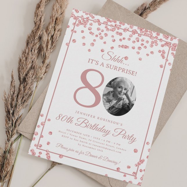Invitación Sorpresa Fiesta de Cumpleaños 80 Rose Gold Confeti (SURPRISE 80th Birthday Party Rose Gold Confetti Invitation)