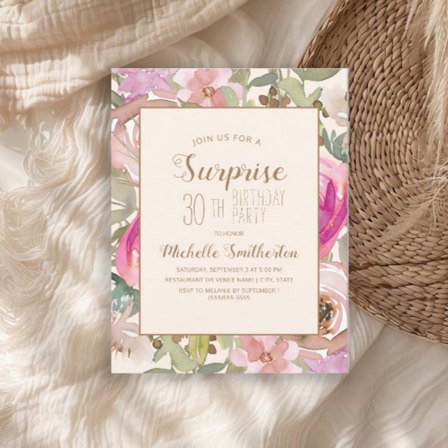 Invitación Sorpresa floral suave rosa morado 30 cumpleaños (Pink watercolor floral and sage green leaves surprise 30th birthday party invitation)