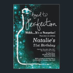 Invitación Sorpresa: Vino de cumpleaños 21 envejecido a la pe<br><div class="desc">Sorpresa 21ª Invitación de cumpleaños. Ageto a la perfección. Purpurina negro y Verde azulado. Vino Rojo. Invitación a la degustación de vino. Purpurina negro y oro Champaña. 18 20 21 30 40 50 60 70 80 90 100, Cualquier edad. Para más personalización, haga clic en el botón "Personalizar" y utilice...</div>