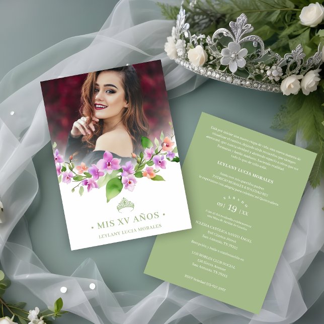 Invitación Spanish Green Princess Crown & Garland Mis XV Años (Spanish Green Princess Crown & Garland Mis XV Años Photo Invitation Card. )