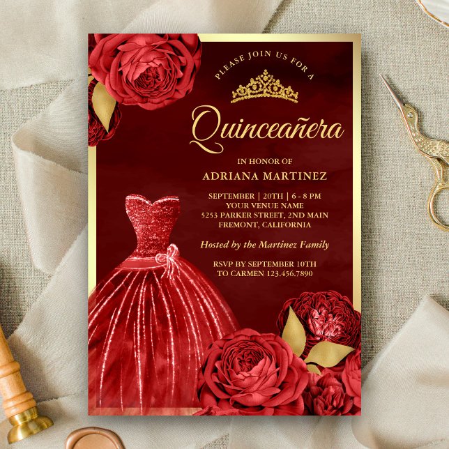 Invitación Sparkling Red Roses Maroon Gold Quinceanera (Subido por el creador)