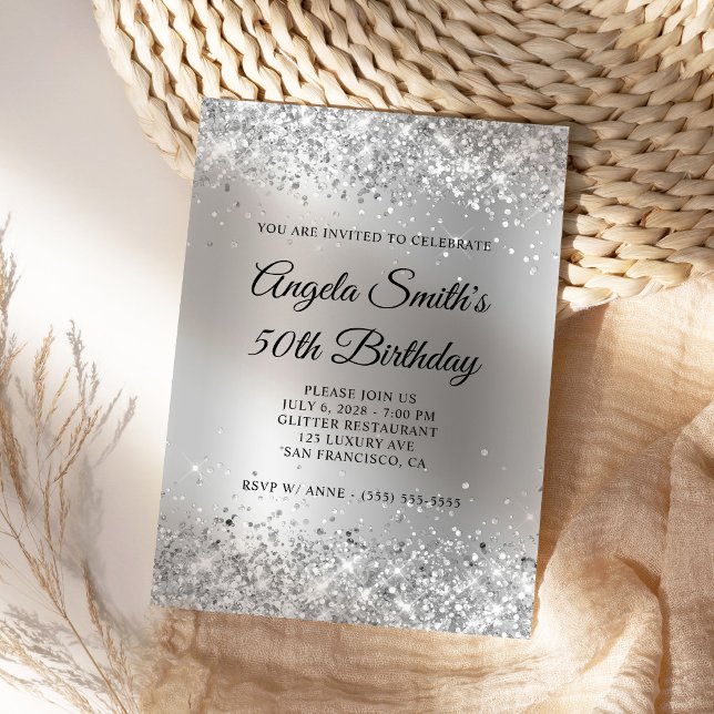 Invitación Sparkly Silver Purpurina Relieve metalizado satina (Create a modern silvery glitter birthday invite.)