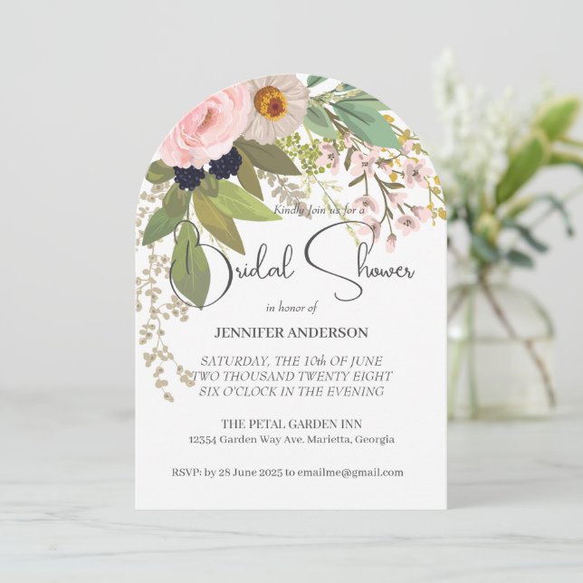 Invitación Spring Garden Floral Bouquet Bridal Shower (Anverso de pie)