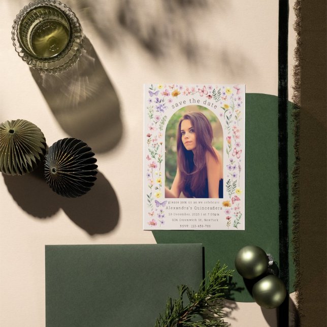 Invitación Stunning Floral Arch Quinceañera Custom Photo (Subido por el creador)