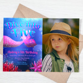 Invitación Sumergirse en cinco - Sirenita con paisaje fotográ