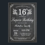 Invitación Surprise 16th Birthday Invitation Chalkboard<br><div class="desc">Invitación de 16º cumpleaños sorpresa con fondo de pizarra rústica y patrón de flor floral, negro y blanco. Cumpleaños de adultos. Cumpleaños de hombres o mujeres. Invite a un niño o a una Chica. 13.º 15.º 16.º 18.º 20.21.30.40.50.60.70.80.90.100. Cualquier edad. Para una mayor personalización, haga clic en el botón "Personalizar"...</div>