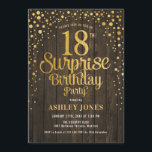 Invitación Surprise 18th Birthday Party - Wood & Gold<br><div class="desc">Sorpresa 18ª Invitación a la fiesta de cumpleaños. Elegante diseño rústico con estampado de madera marrón oscura y oro falso purpurina. Presenta un diseño elegante de tipo de letra y letra de guión. Mándame un mensaje si necesitas edad personalizado.</div>