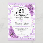 Invitación Surprise 21st Birthday - Blanco Púrpura<br><div class="desc">Sorpresa Invitación a cumpleaños número 21. Diseño lilaco de lavanda blanca. Presenta rayas,  rosas púrpura pastel,  fuente de escritura y confeti. Perfecto para una elegante fiesta de cumpleaños. Se puede personalizar para mostrar cualquier edad. Mándame un mensaje si necesitas más personalización.</div>