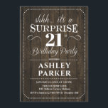 Invitación Surprise 21st Birthday Fiesta - Rustic Wood<br><div class="desc">Sorpresa 21ª Invitación de fiesta de cumpleaños. Diseño sencillo y elegante con un diseño de madera rústico marrón oscuro y fuente de escritura blanca. Celebración sorpresa de cumpleaños para hombre o mujer. ¡Se puede personalizar en cualquier edad!</div>