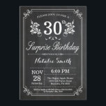 Invitación Surprise 30th Birthday Invitation Chalkboard<br><div class="desc">Invitación sorpresa de cumpleaños número 30 con fondo de pizarra rústica y patrón de flor floral, blanco y negro. Cumpleaños de adultos. Cumpleaños de hombres o mujeres. Invite a un niño o a una Chica. 13.º 15.º 16.º 18.º 20.21.30.40.50.60.70.80.90.100. Cualquier edad. Para una mayor personalización, haga clic en el botón...</div>