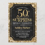 Invitación Surprise 50th Birthday Party - Gold Black<br><div class="desc">Sorpresa 50.ª Invitación a la celebración de cumpleaños. Elegante diseño elegante con un patrón oro negro y falso purpurina. Presenta una fuente de script elegante. Mándame un mensaje si necesitas más personalización.</div>