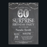 Invitación Surprise 60th Birthday Invitation Chalkboard<br><div class="desc">Sorpresa 60.ª Invitación de cumpleaños con fondo negro y blanco de cartón. Luces de cadena. Cumpleaños de adultos. Cumpleaños de hombres o mujeres. Para una mayor personalización,  haga clic en el botón "Personalizar" y utilice nuestra herramienta de diseño para modificar esta plantilla.</div>