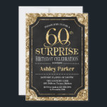 Invitación Surprise 60th Birthday Party - Gold Black<br><div class="desc">Invitación a la celebración de cumpleaños número 60. Elegante diseño elegante con un patrón oro negro y falso purpurina. Presenta una fuente de script elegante. Mándame un mensaje si necesitas más personalización.</div>
