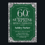 Invitación Surprise 60th Birthday Party - Silver Green<br><div class="desc">Invitación a la celebración de cumpleaños número 60. Elegante diseño de estilo elegante en verde oscuro de los bosques y falso patrón de plata purpurina. Presenta una fuente de script elegante. Mándame un mensaje si necesitas más personalización.</div>