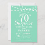 Invitación Surprise 70th Birthday Invitation Mint Green<br><div class="desc">Sorpresa 70.ª Invitación de cumpleaños con String Lights. Fondo Verde Mint. Cumpleaños de hombres o mujeres. 13.º 15.º 16.º 18.º 20.21.30.40.50.60.70.80.90.100,  cualquier edad. Para una mayor personalización,  haga clic en el botón "Personalizar" y utilice nuestra herramienta de diseño para modificar esta plantilla.</div>