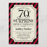 Invitación Surprise 70th Birthday Party - Black Red Stripes<br><div class="desc">Sorpresa 70.ª Invitación a la celebración de cumpleaños. Elegante diseño elegante con rayas negras rojas y estampado burlap. Presenta un elegante tipo de letra de guión negro. Mándame un mensaje si necesitas más personalización.</div>