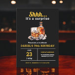 Invitación Surprise 70th Whiskey Bourbon Birthday Party<br><div class="desc">Levante un vaso para celebrar con estilo con esta invitación a la fiesta de cumpleaños de Whiskey Bourbon para Adultos. Con un diseño rústico y sofisticado inspirado en las etiquetas clásicas de whisky, esta invitación es perfecta para los amantes de los buenos espíritus. Con tipografía audaz y tonos ricos y...</div>