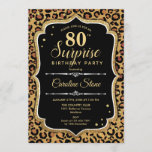 Invitación Surprise 80th Birthday - Leopard Black Gold<br><div class="desc">Sorpresa Invitación a los 80 Años. Diseño femenino en oro negro y falso purpurina. Presenta un patrón de cheetah de leopardo animal,  fuente de escritura y confeti. Perfecto para una elegante fiesta de cumpleaños. Se puede personalizar para mostrar cualquier edad. Mándame un mensaje si necesitas más personalización.</div>